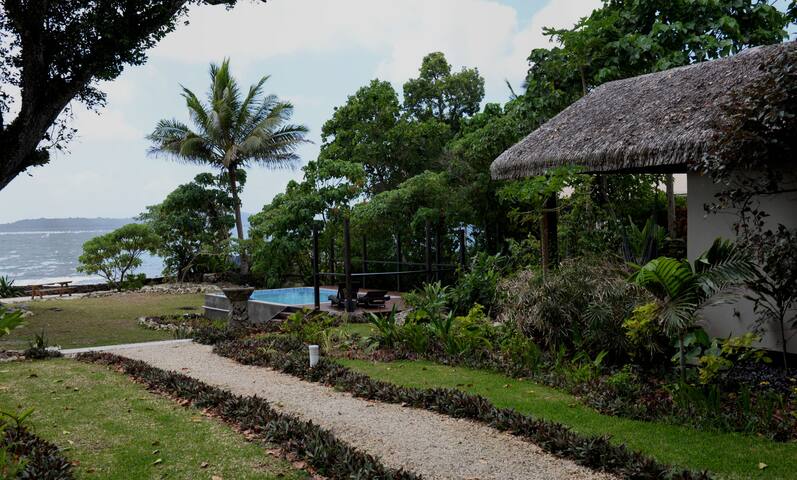 Villa Ducula, Gorgeous Private Seaside Bungalow