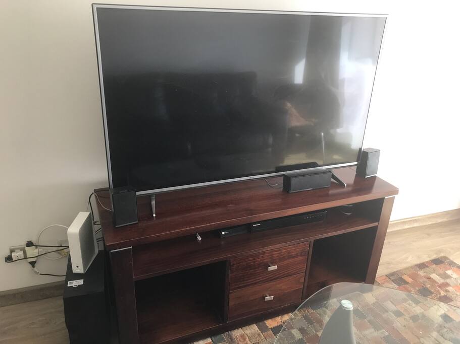 Tv cable HD, wifi y sistema de sonido
