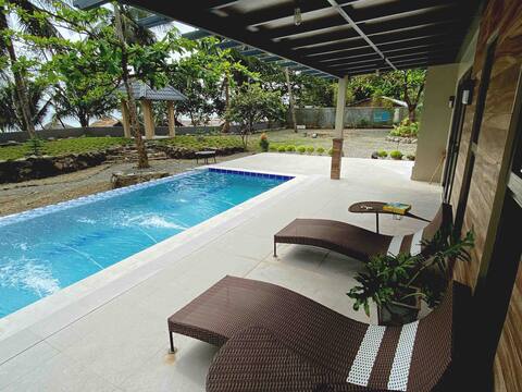 Private BEACH HOUSE w/POOL, Real Quezon - RedBeach