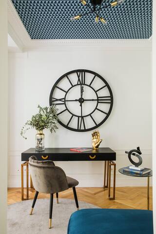 Maravillosa propiedad con balcón barrio Recoletos gallery image 3