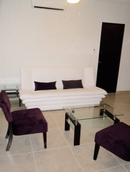 Sofa- cama en la sala.