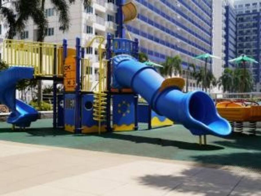 Playground area with a water splash