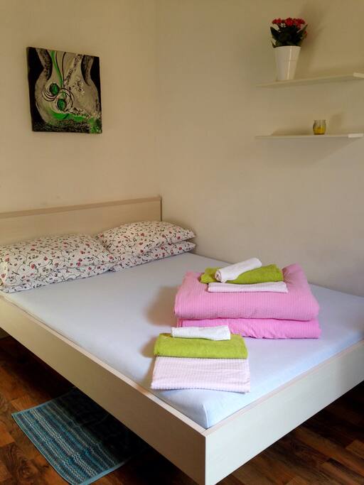 Sheets,blankets and towels are provided