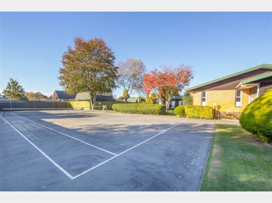 Tennis court