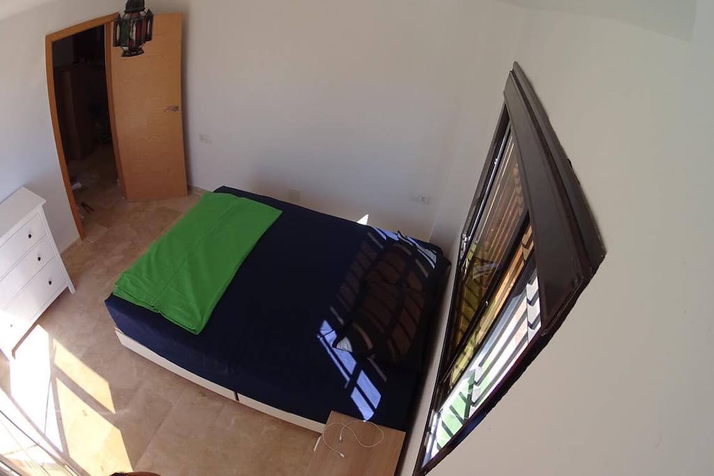 1st bedroom 2