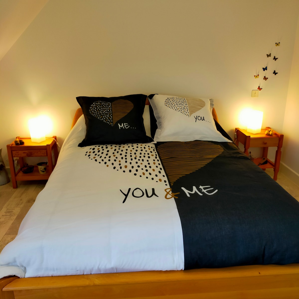 ห้องนอนที่สาม "จากที่นี่"
ข้อควรทราบ: ห้องนี้เปิดให้บริการเฉพาะในกรณีที่คุณมีผู้เข้าพักมากกว่า 4 คนหรือ/ไม่ใช่คู่รัก 