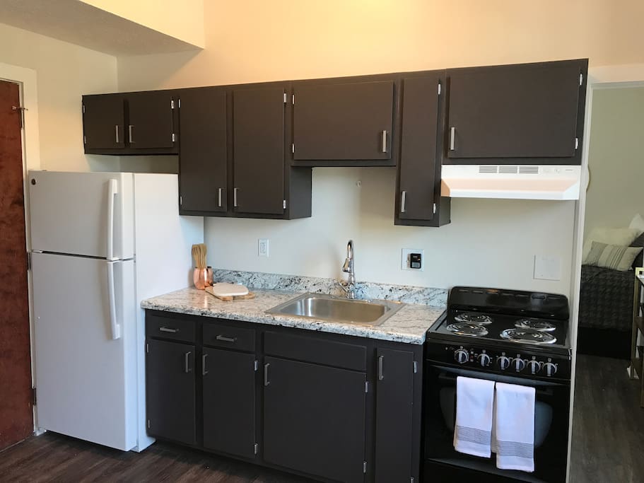 Kitchen amenities
