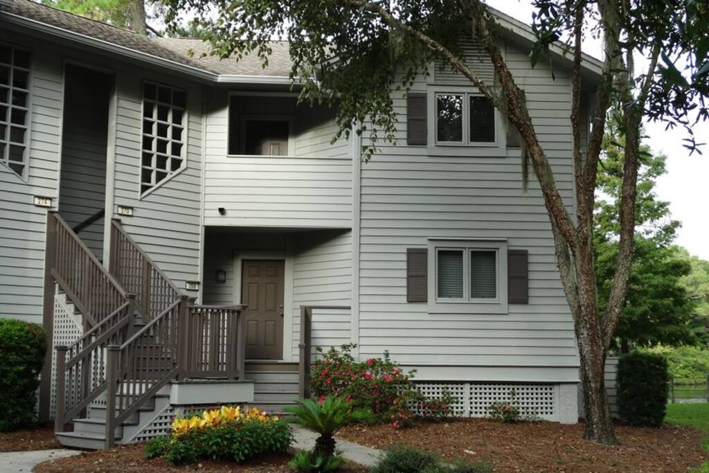 First floor end unit