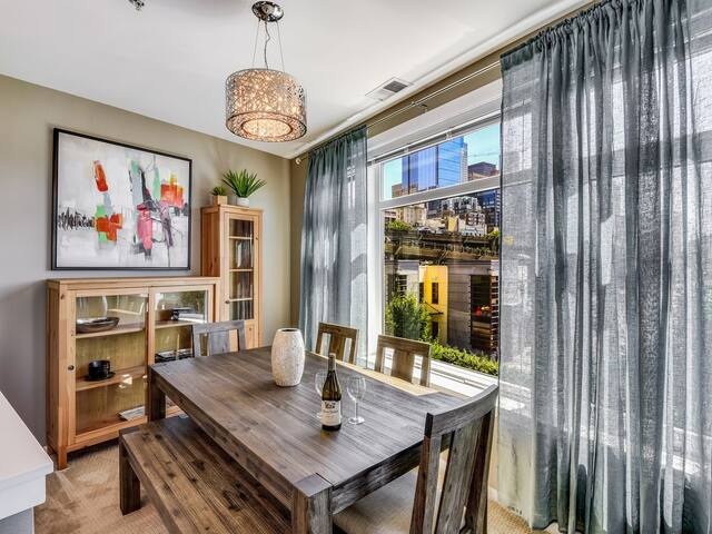 Blue Haven- Water Front Condo gallery image 4