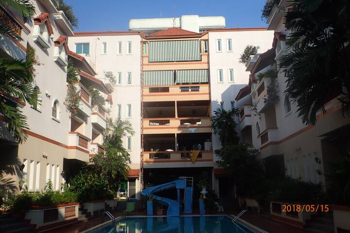 2-bedroom 75m2 apartment near Emporium gallery image 2