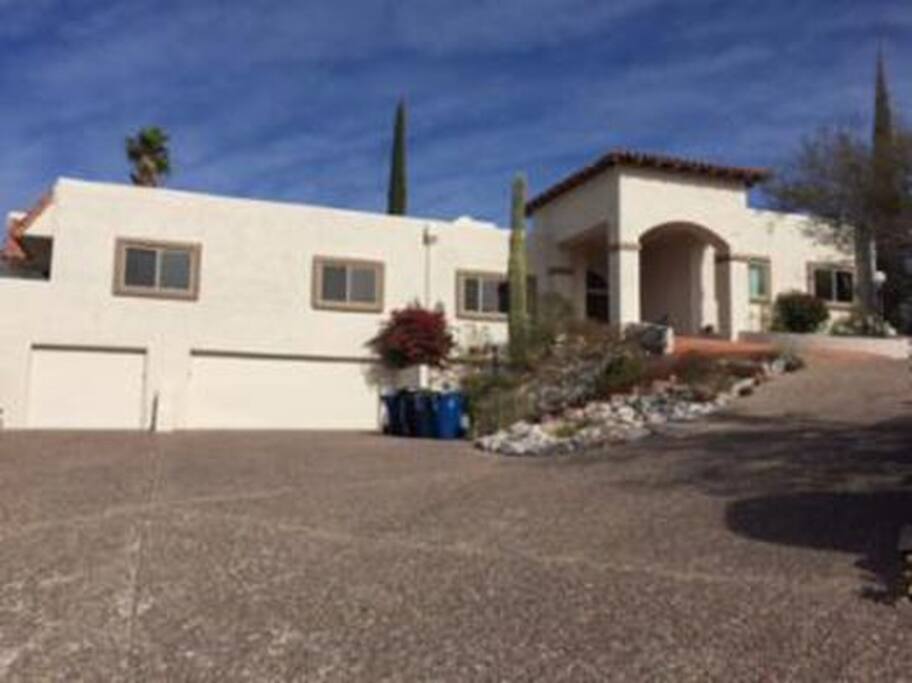 Driveway with 3 car garage