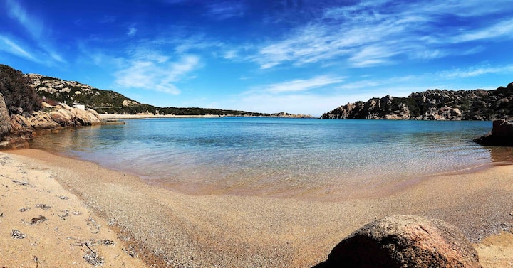 Porto Pozzo Vacation Rentals & Homes - Sardegna, Italy | Airbnb