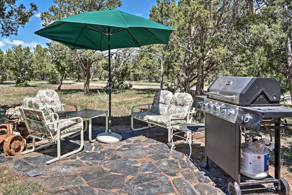 Take your next Rocky Mountains trip to the next level with this 3-bedroom, 2-bath Montrose vacation rental house.