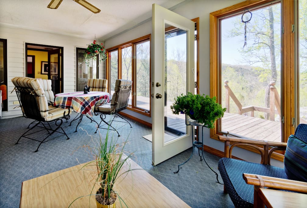 Climate controlled sunroom. Great for a continental breakfast.