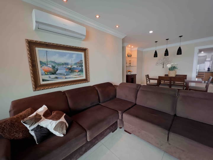 Angra dos Reis, Porto Real Resort, apto 200m²
