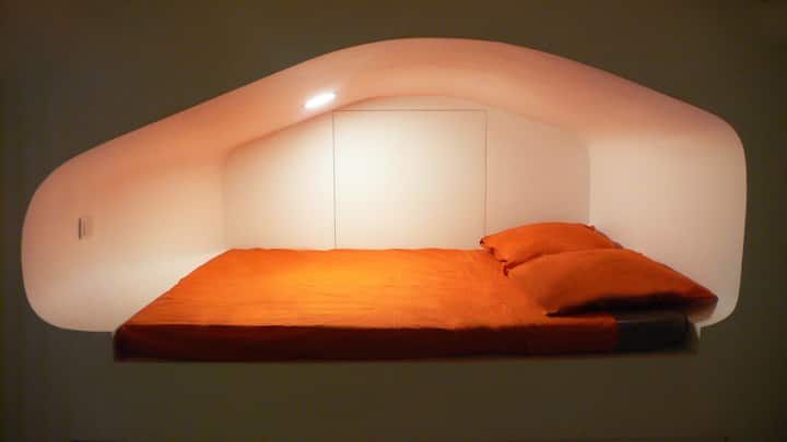 4. spavaća soba (krevet u niši) 