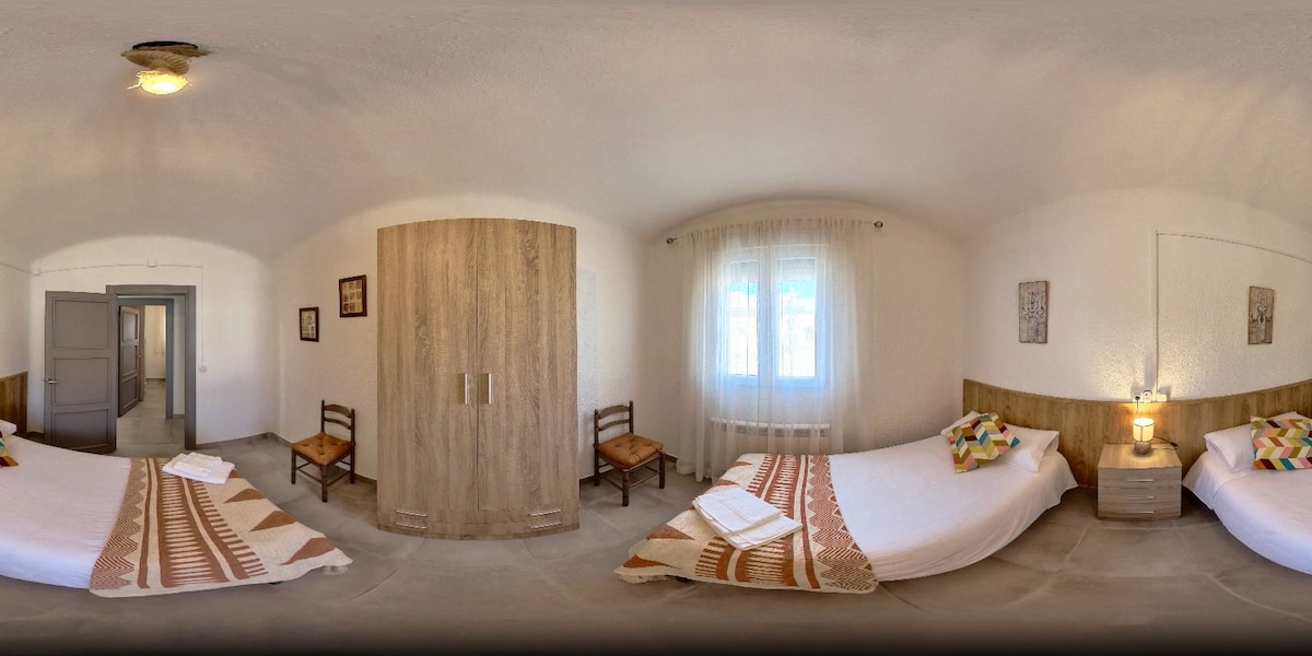 LA ZARZA Rural House 2