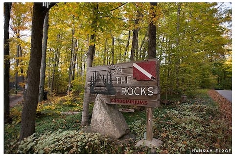 An amazing cliffside home rental "On The Rocks"