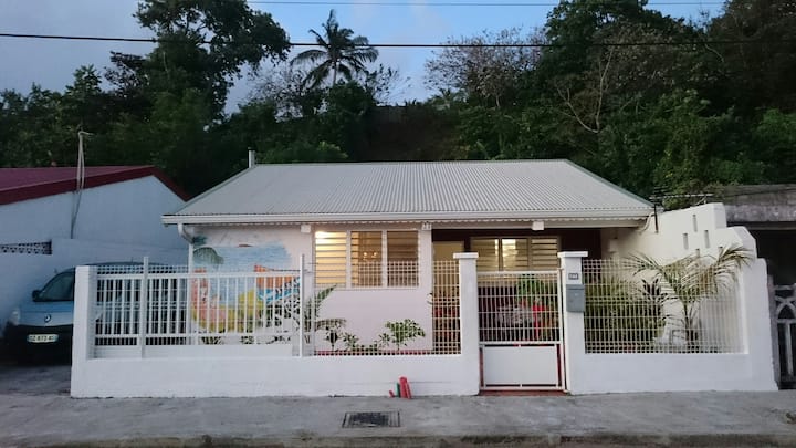 Maison De Vacances: La  Trinité - Martinique - Martinique