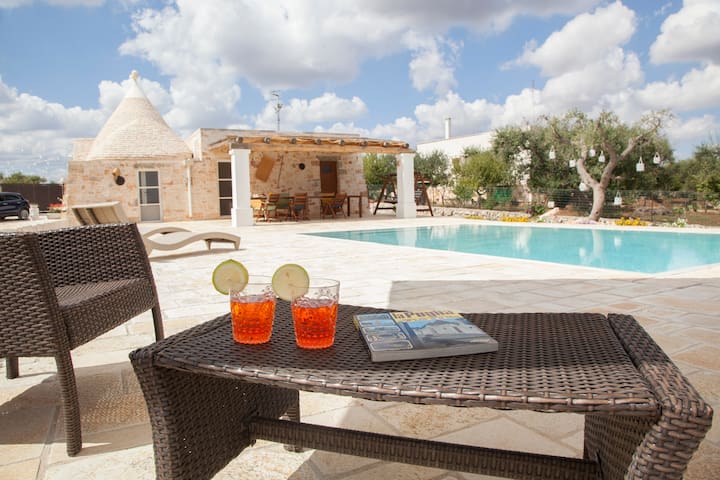Trullo Oasi Santo Stefano – private pool