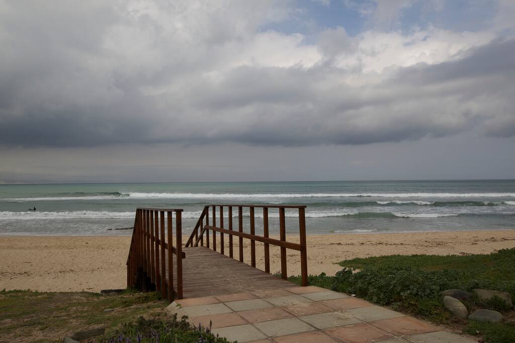 Albatros Beach Jeffreys Bay 2017