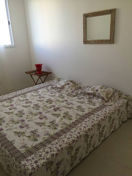 SUITE COM CAMA QUEEN