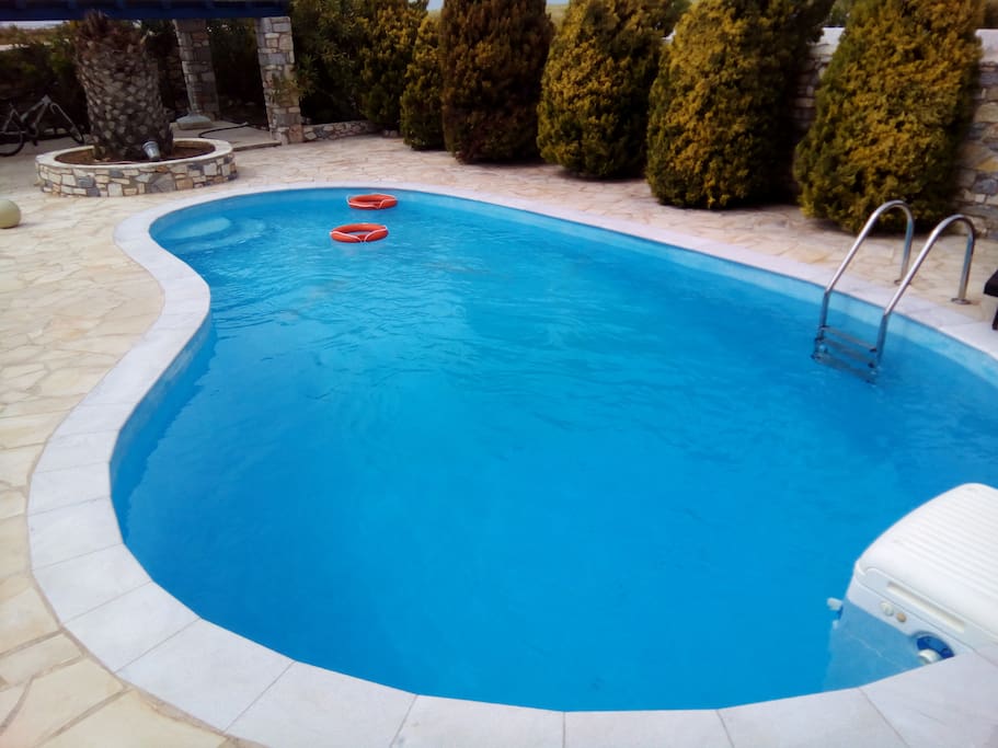 PRIVATE POOL FOR TENANTS