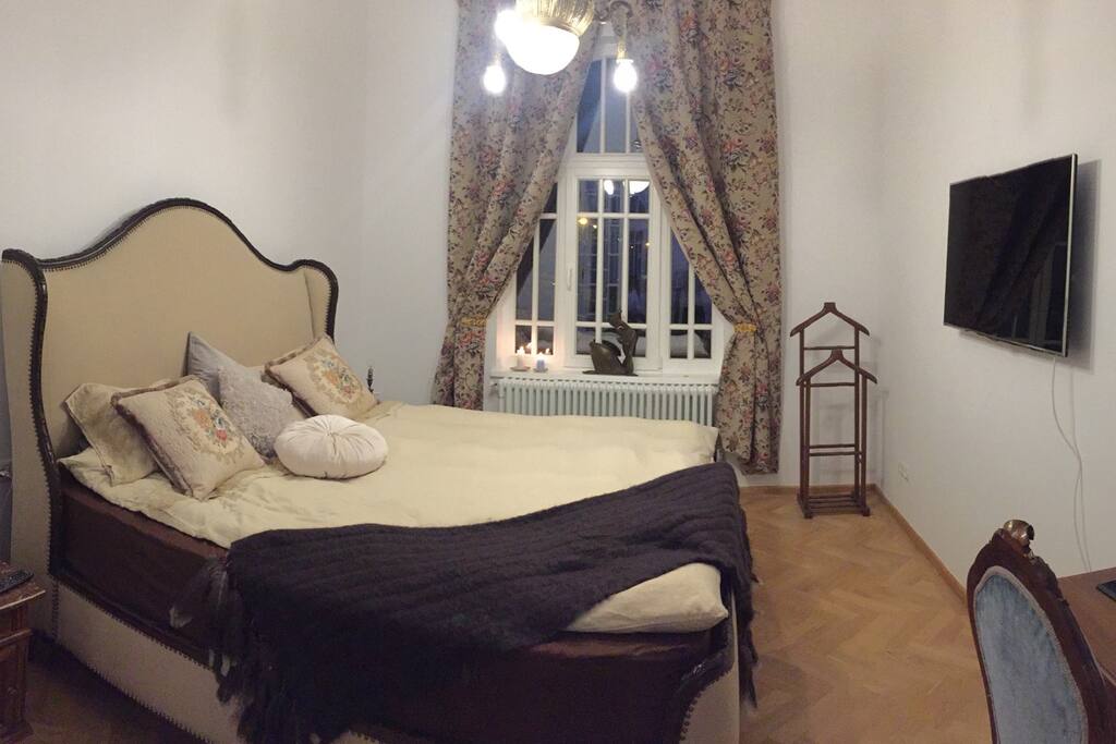 Bedroom King size