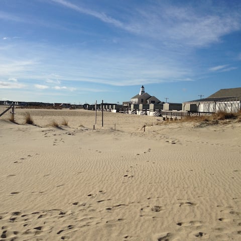 #25 Seasonal Cottage is 200 feet from the Beach