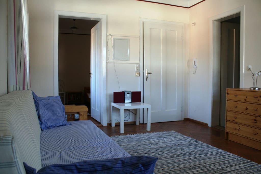 Wohnzimmer (Bild I)
