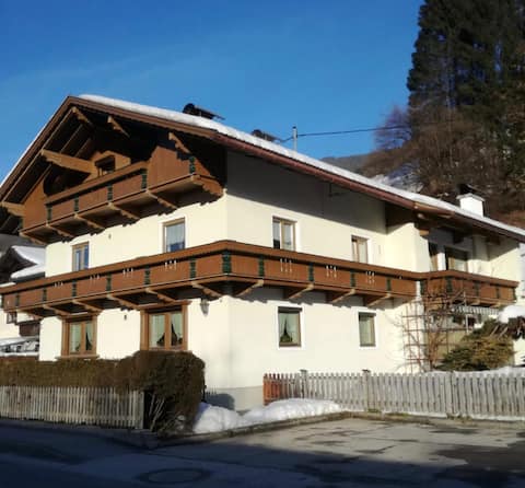 Apartments Annemarie Kuen FEWO 2+3