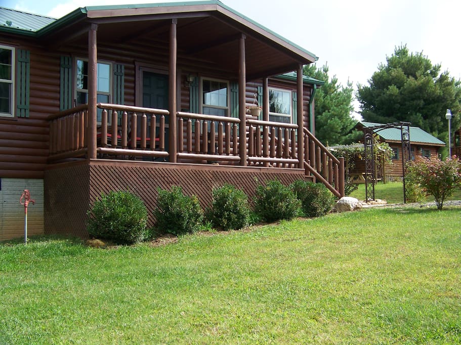 Honey Bear Cottage on the Blue Ridge Parkway, VA - Cabins ...