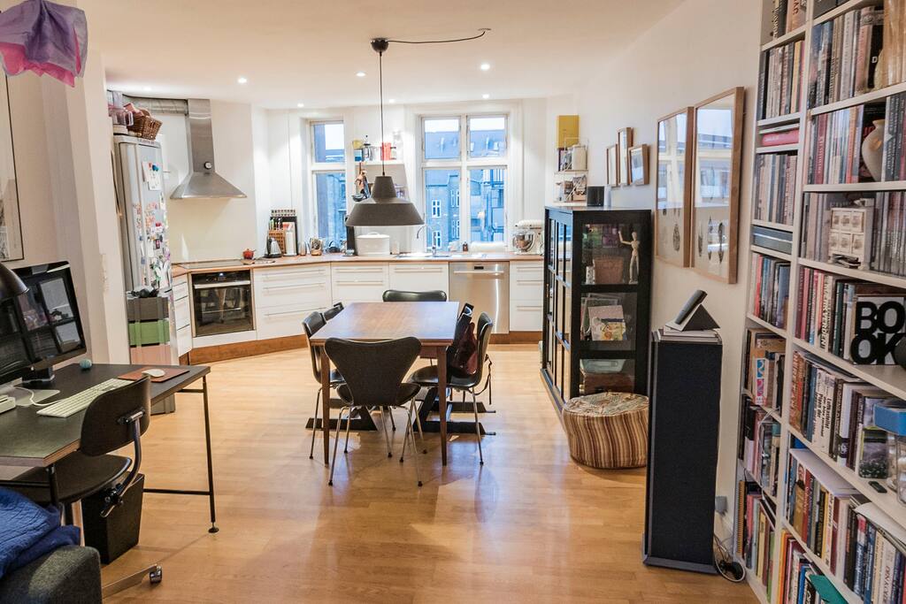 Sitting room and kitchen