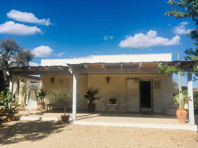 Villa di Lusso con piscina in Puglia gallery image 4