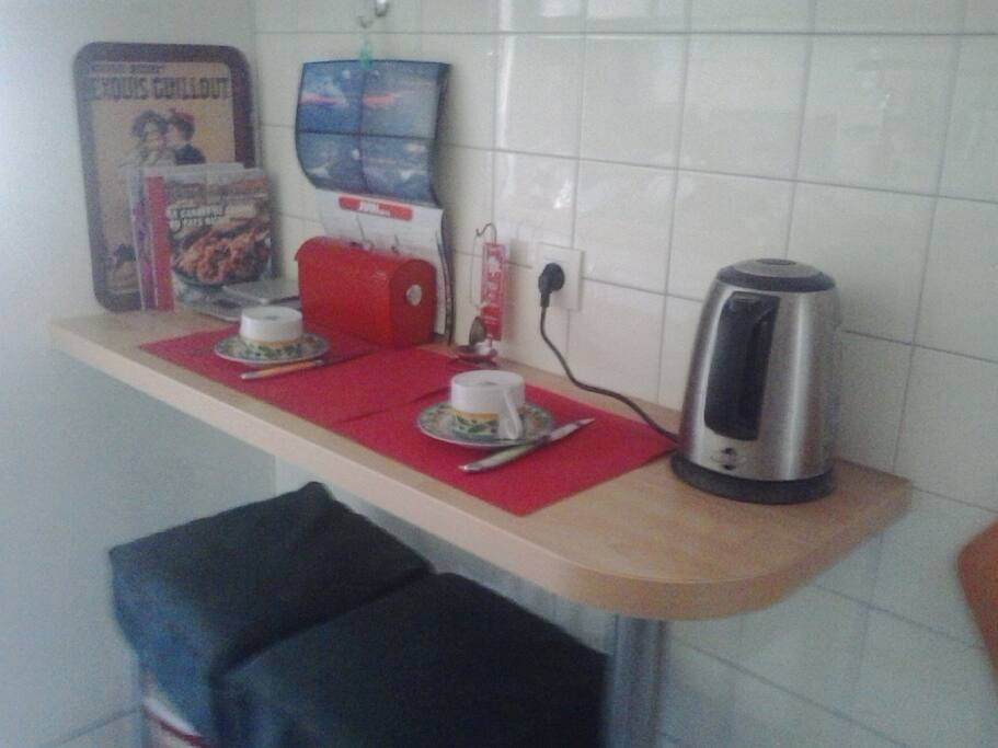 coin ptit dèj dans la cuisine