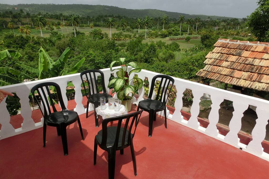 Mit eigener Terrasse und Blick in die Natur