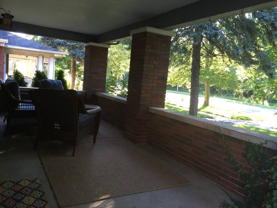Amazing Front Porch