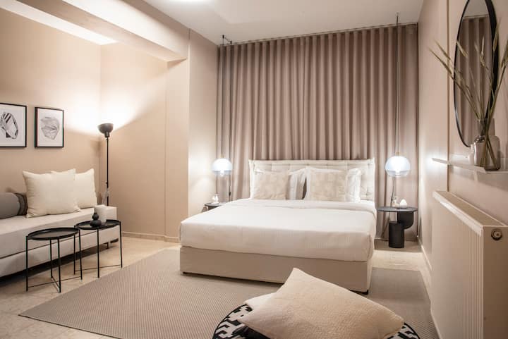 MASTER BEDROOM - UNDERGROUND FLOOR