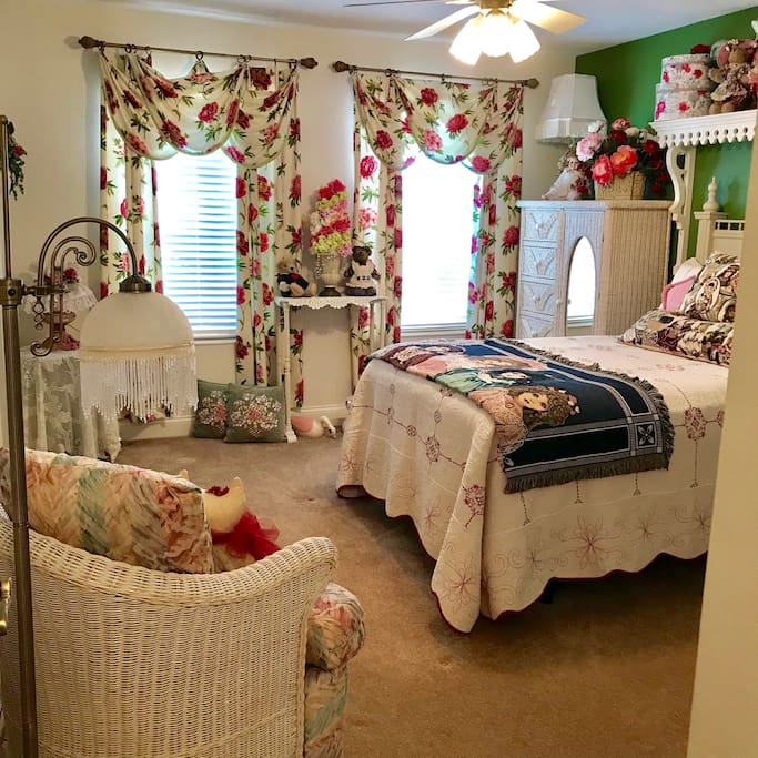 3rd Bedroom w/ Double Bed