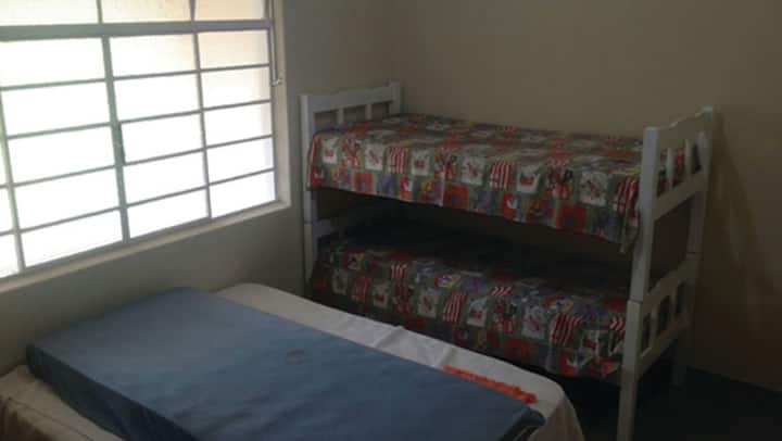 غرفة النوم 2