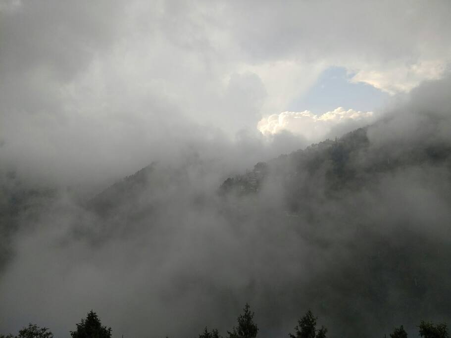 crowds Dalhousie view