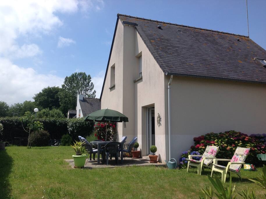 arrière maison + jardin