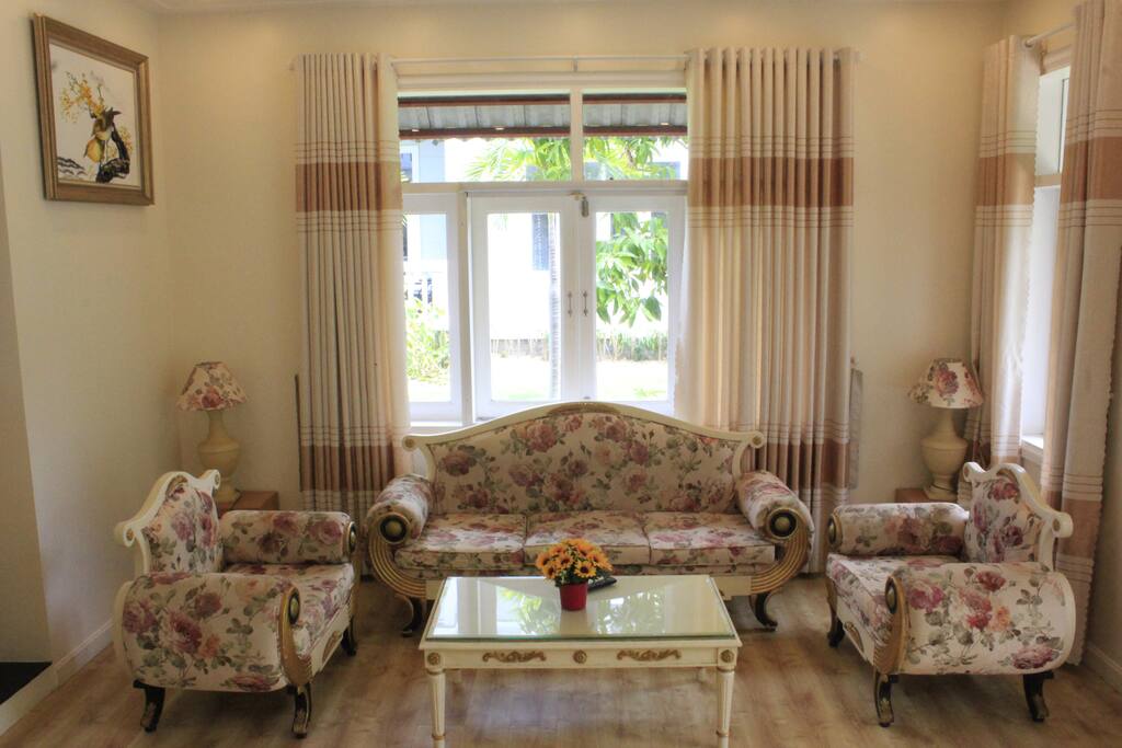 VILLA- SEAVIEW -04 -PHAN -THIẾT-3- PHÒNG- NGỦ