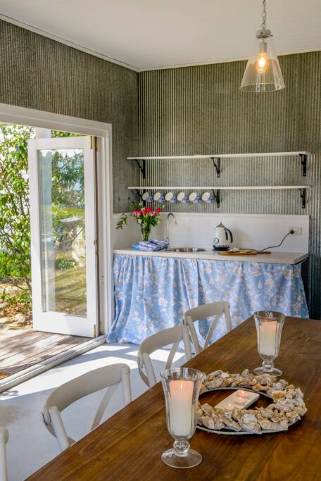 Kitchenette