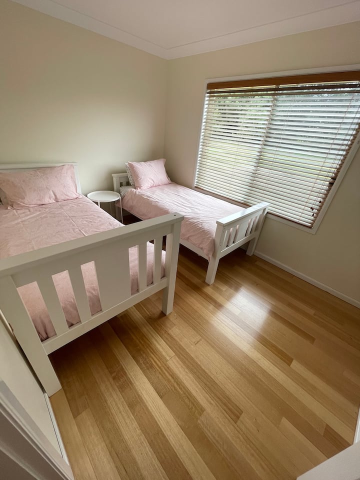 საძინებელი 4