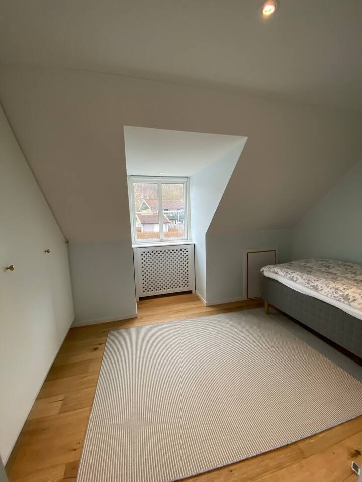 חדר שינה 3
90 מיטה 