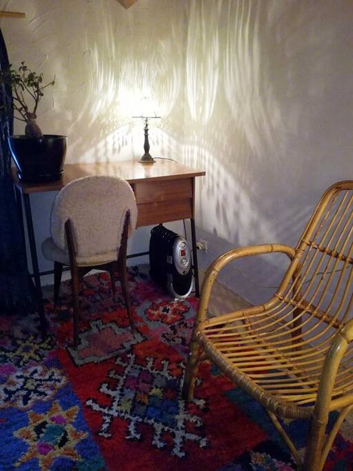 Chambre 2, bureau
