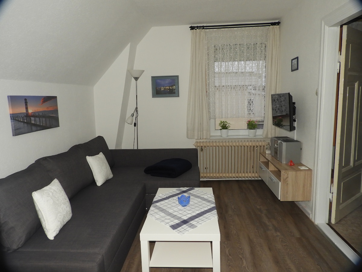 Popular Airbnb listing: Vacation home Hoehrmann Husum Apartment B in Husum