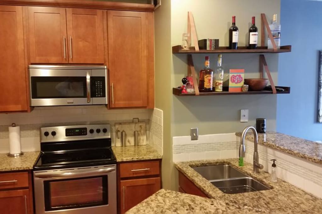 Full Kitchen