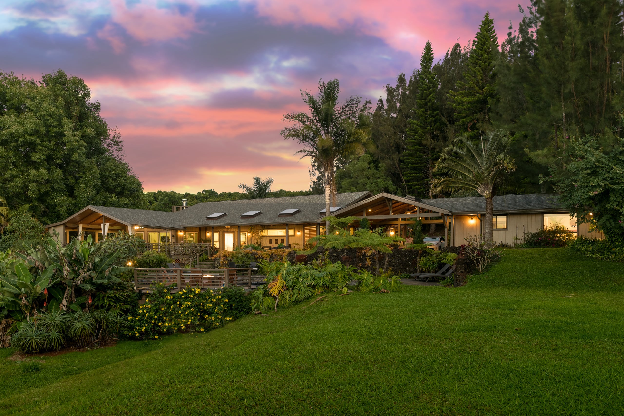 North Shore Lookout Maui - HOKU SUITE - Maui b&b - Main photo
